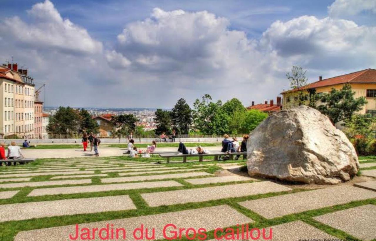 Appartement Le Jardin croix Roussien à Lyon Extérieur photo