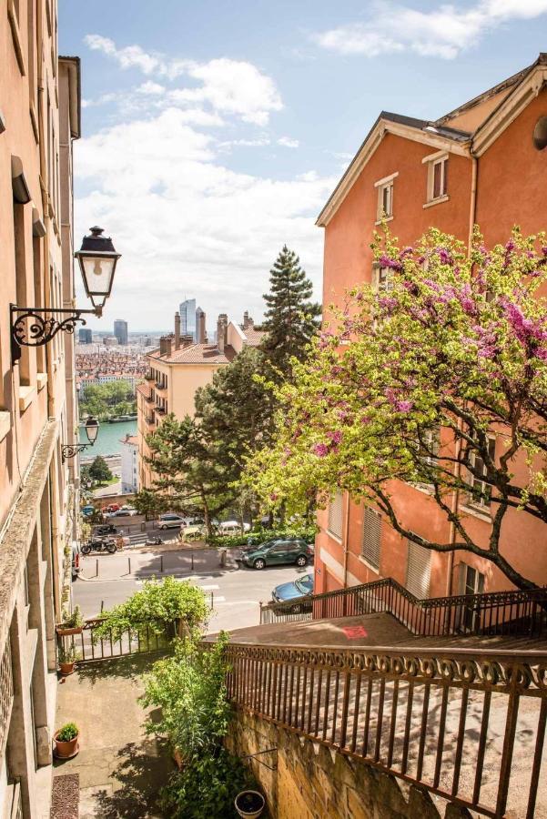 Appartement Le Jardin croix Roussien à Lyon Extérieur photo